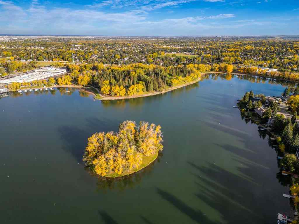 MLS® A2260005 - 196 Lake Adams Crescent SE in Lake Bonavista Calgary, Residential