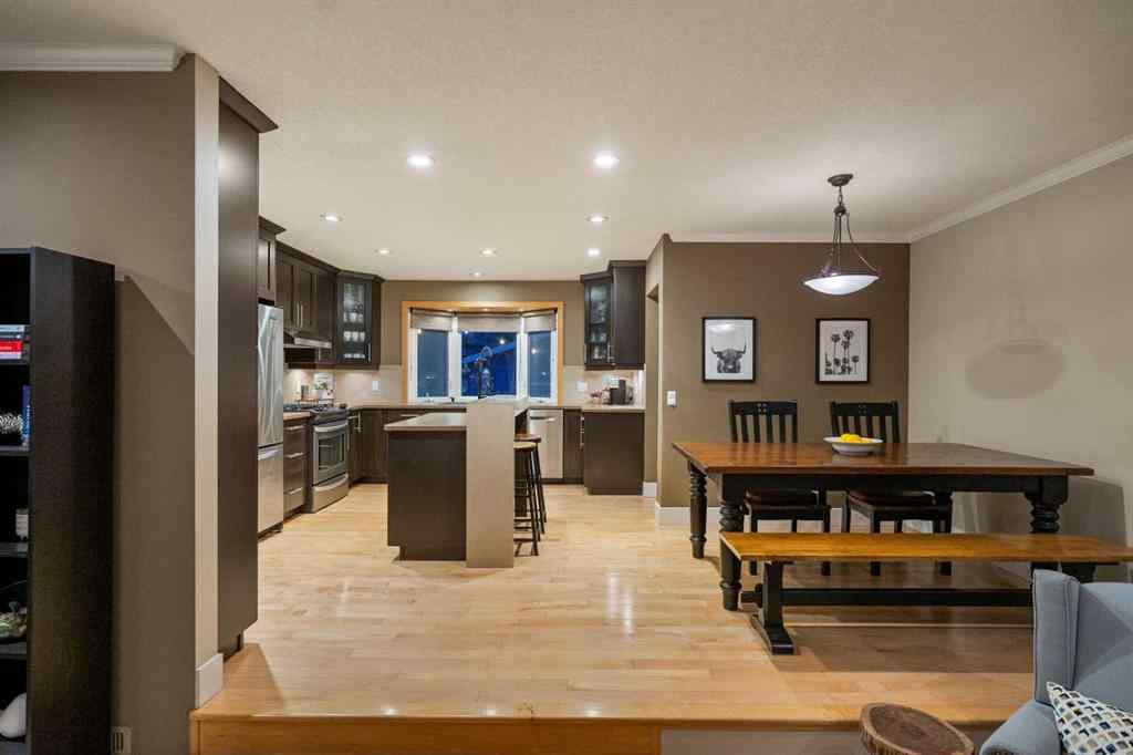 MLS® A2260005 - 196 Lake Adams Crescent SE in Lake Bonavista Calgary, Residential