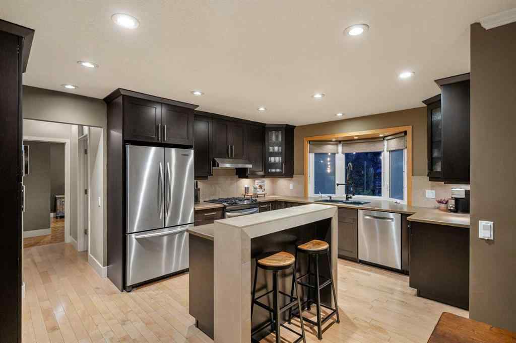 MLS® A2260005 - 196 Lake Adams Crescent SE in Lake Bonavista Calgary, Residential