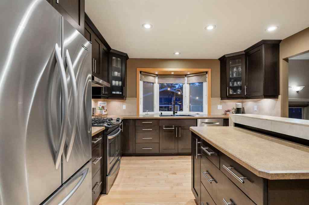 MLS® A2260005 - 196 Lake Adams Crescent SE in Lake Bonavista Calgary, Residential