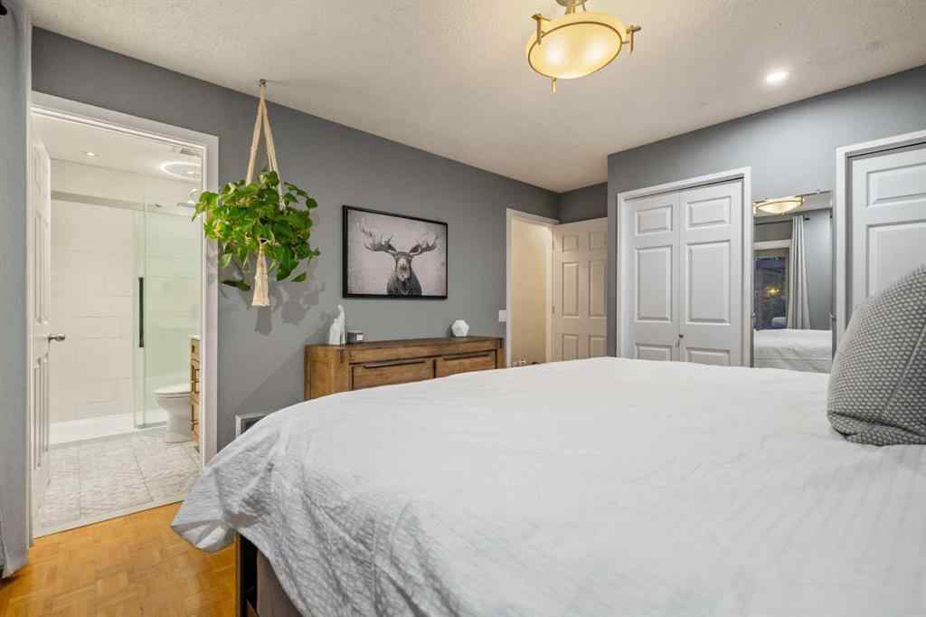 MLS® A2260005 - 196 Lake Adams Crescent SE in Lake Bonavista Calgary, Residential