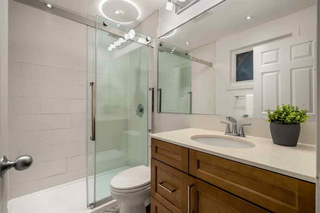 MLS® A2260005 - 196 Lake Adams Crescent SE in Lake Bonavista Calgary, Residential