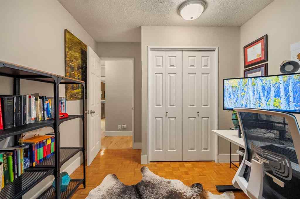 MLS® A2260005 - 196 Lake Adams Crescent SE in Lake Bonavista Calgary, Residential