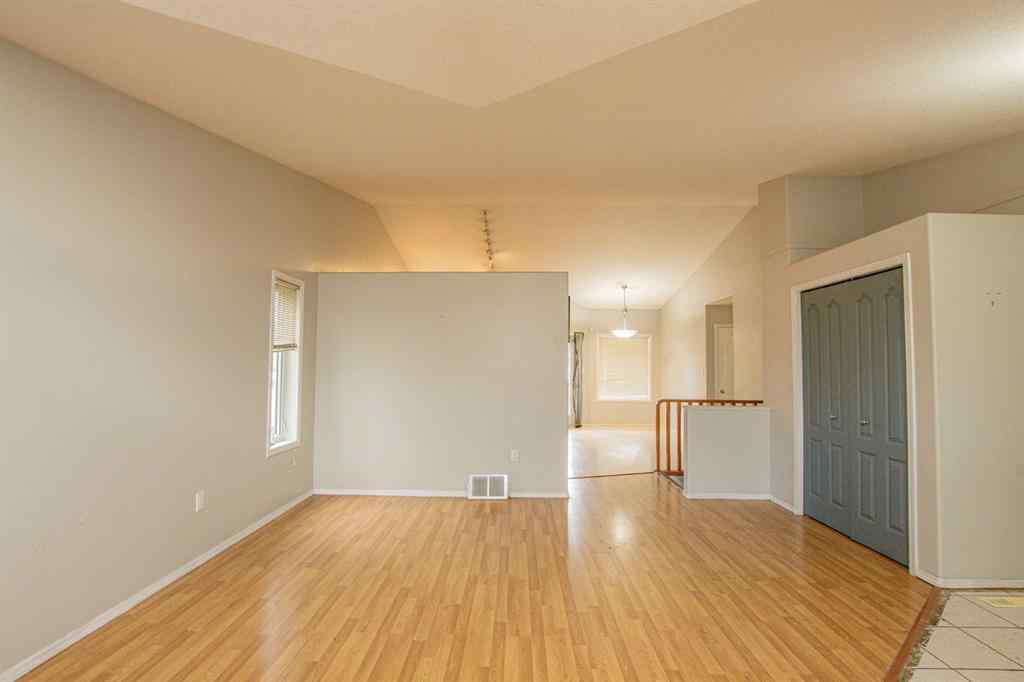 MLS® A2260007 - 8828 120 Avenue  in Crystal Lake Estates Grande Prairie, Residential