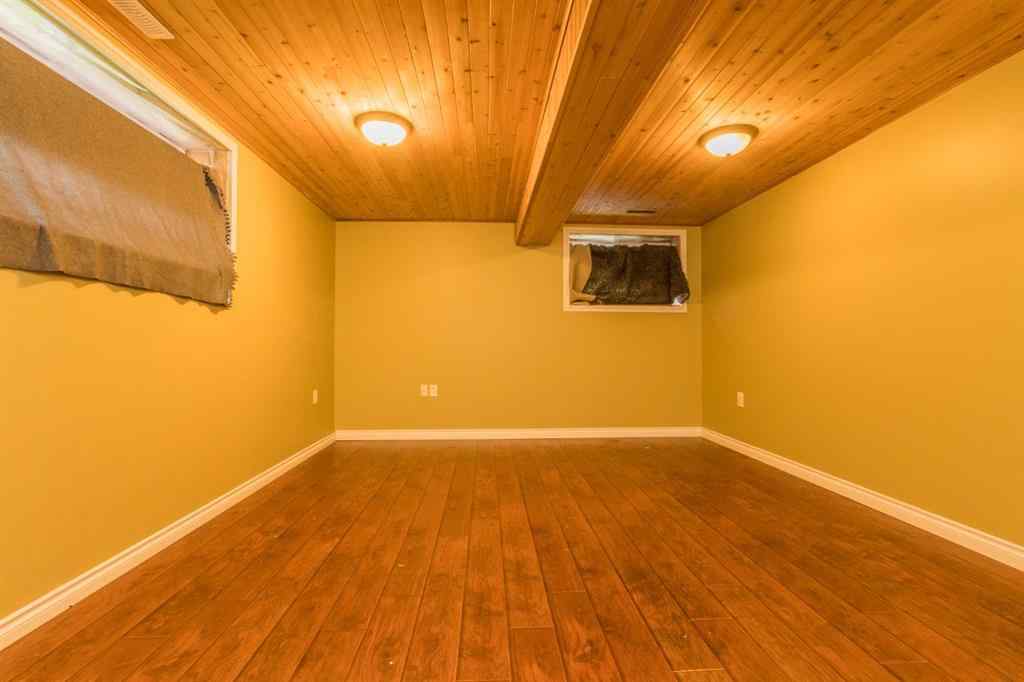 MLS® A2260007 - 8828 120 Avenue  in Crystal Lake Estates Grande Prairie, Residential