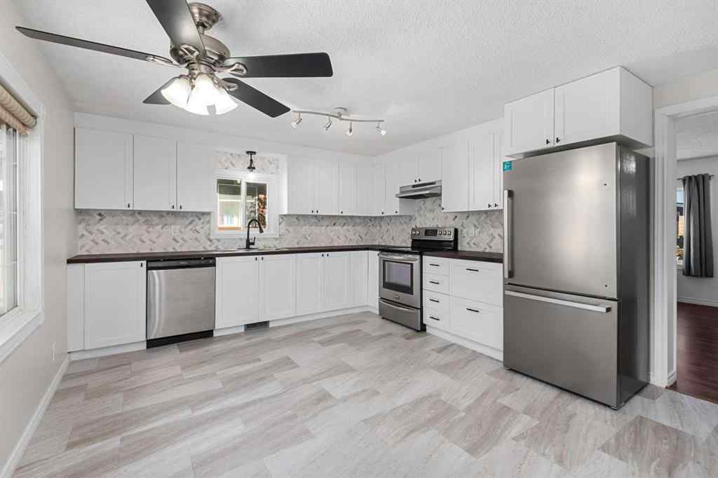 MLS® A2260030 - 153 Big Hill Place SE in Big Springs Airdrie, Residential