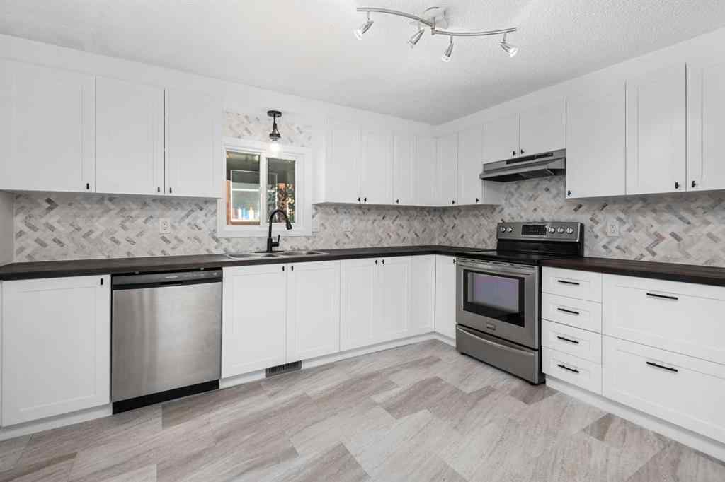 MLS® A2260030 - 153 Big Hill Place SE in Big Springs Airdrie, Residential