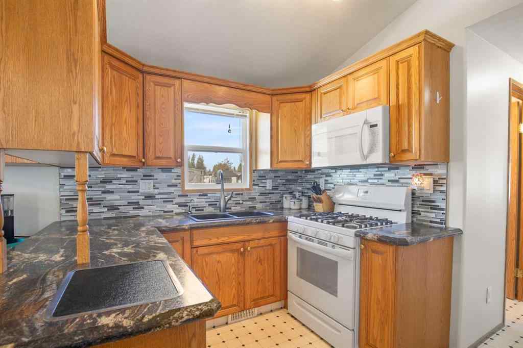 MLS® A2260036 - Unit #3044 35468 Range Road 30   in Gleniffer Lake Rural Red Deer County, Residential