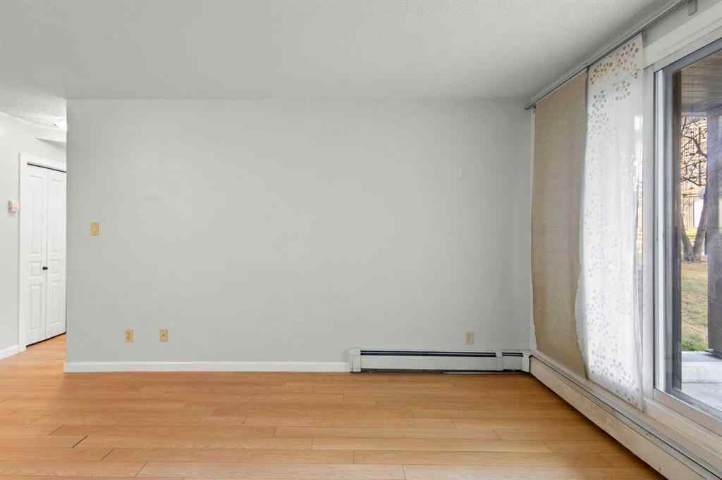 MLS&reg; # A2260039 - Unit #412 6400 Coach Hill Road SW in Coach Hill Calgary, Residential Open Houses