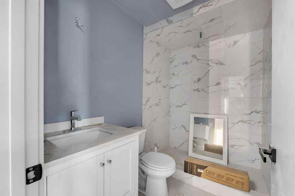 MLS® A2260051 - 635 35 Avenue NE in Greenview Industrial Park Calgary, Commercial