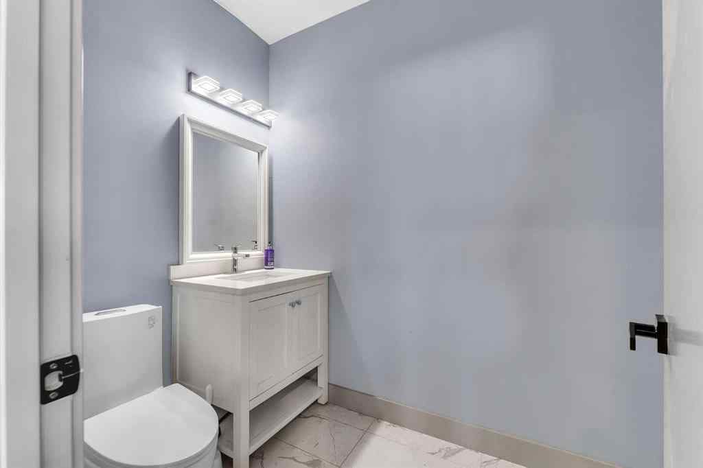 MLS® A2260051 - 635 35 Avenue NE in Greenview Industrial Park Calgary, Commercial