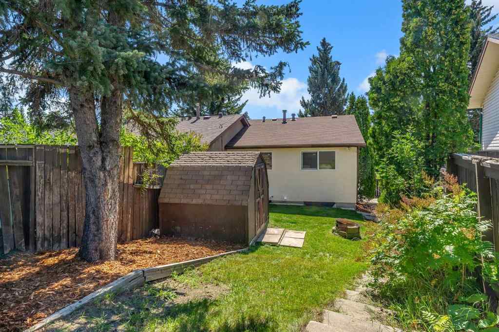 MLS® A2260064 - 1024 Ranchview Road NW in Ranchlands Calgary, Residential