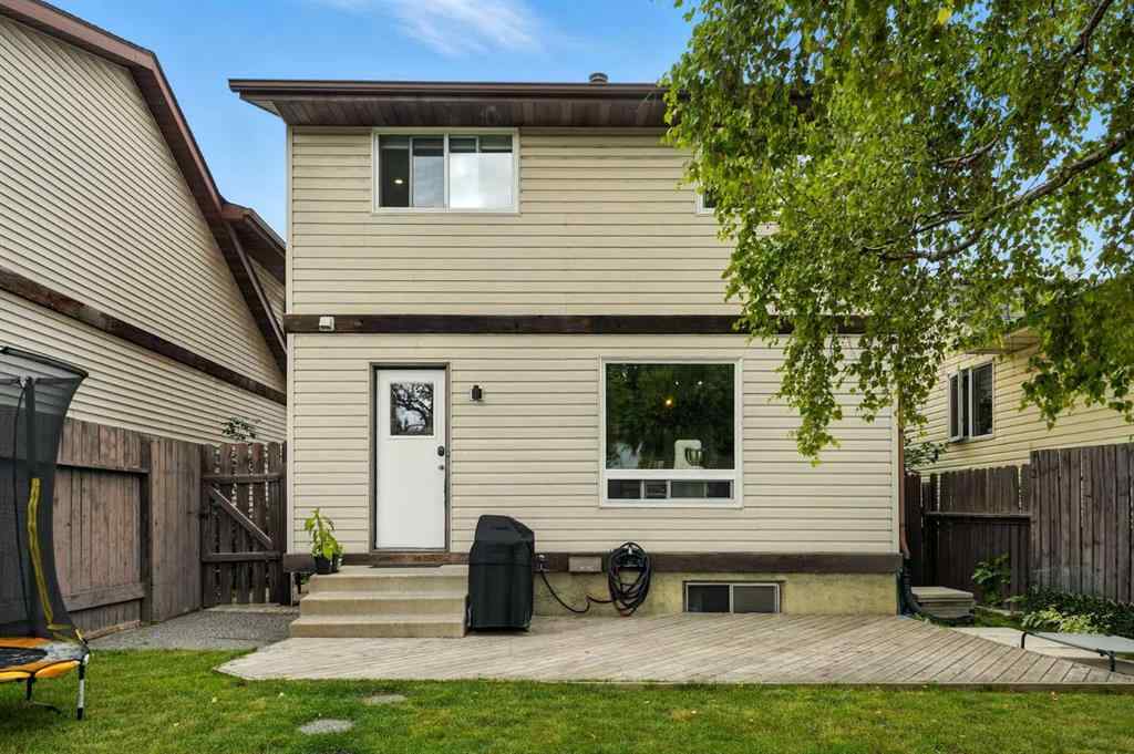 MLS® A2260070 - 123 Silverstone Road NW in Silver Springs Calgary, Residential