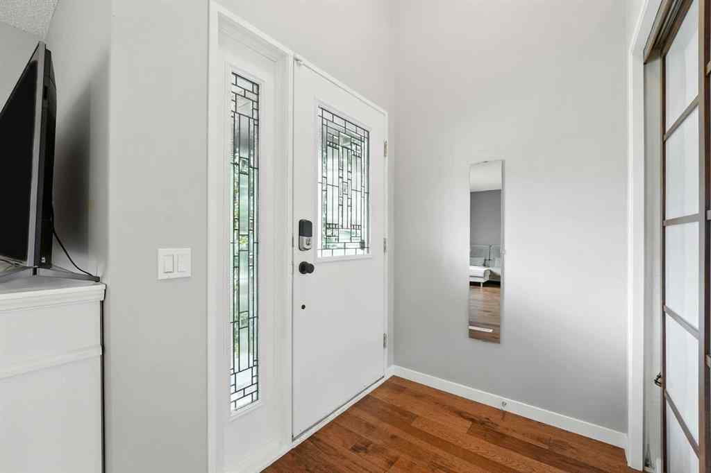 MLS® A2260070 - 123 Silverstone Road NW in Silver Springs Calgary, Residential