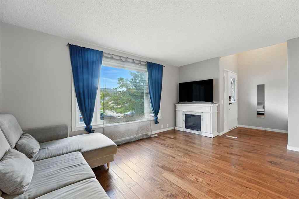 MLS® A2260070 - 123 Silverstone Road NW in Silver Springs Calgary, Residential