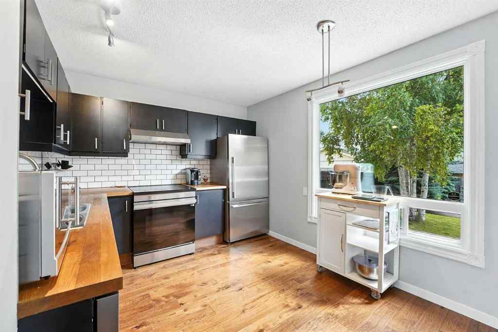 MLS® A2260070 - 123 Silverstone Road NW in Silver Springs Calgary, Residential