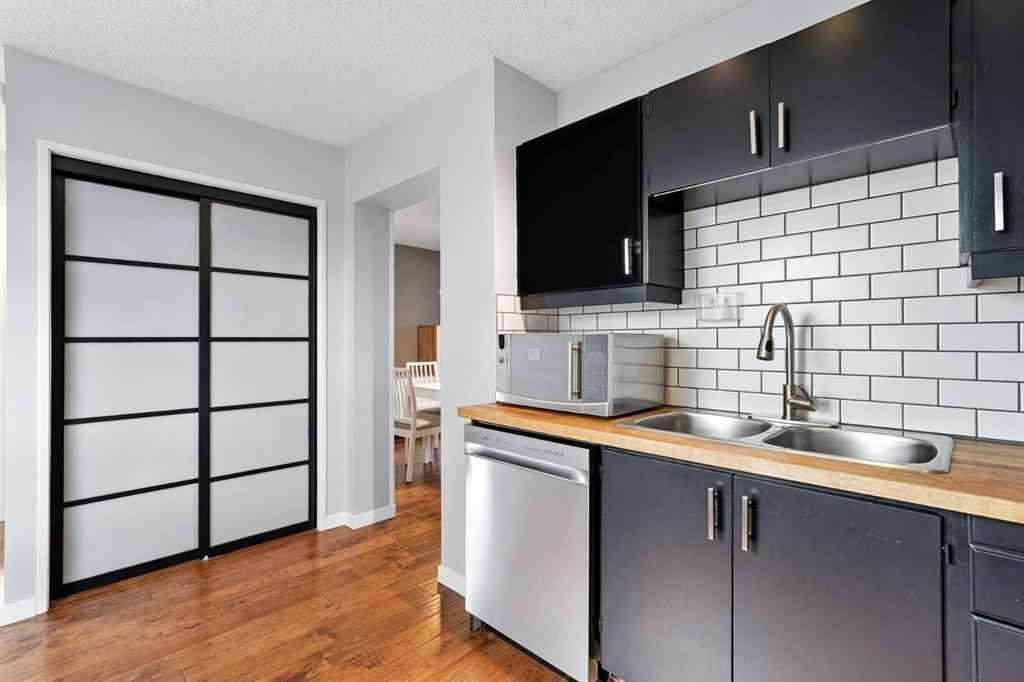 MLS® A2260070 - 123 Silverstone Road NW in Silver Springs Calgary, Residential