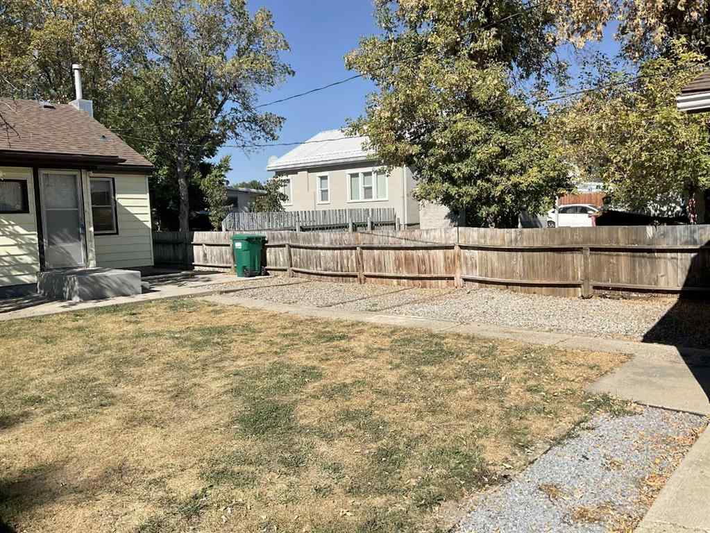 MLS® A2260073 - 225 15 Street N in Westminster Lethbridge, Residential