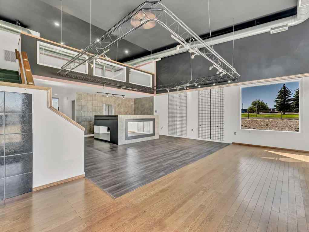 MLS® A2260076 - Unit #8 3295 Dunmore Road SE in Ross Glen Medicine Hat, Commercial