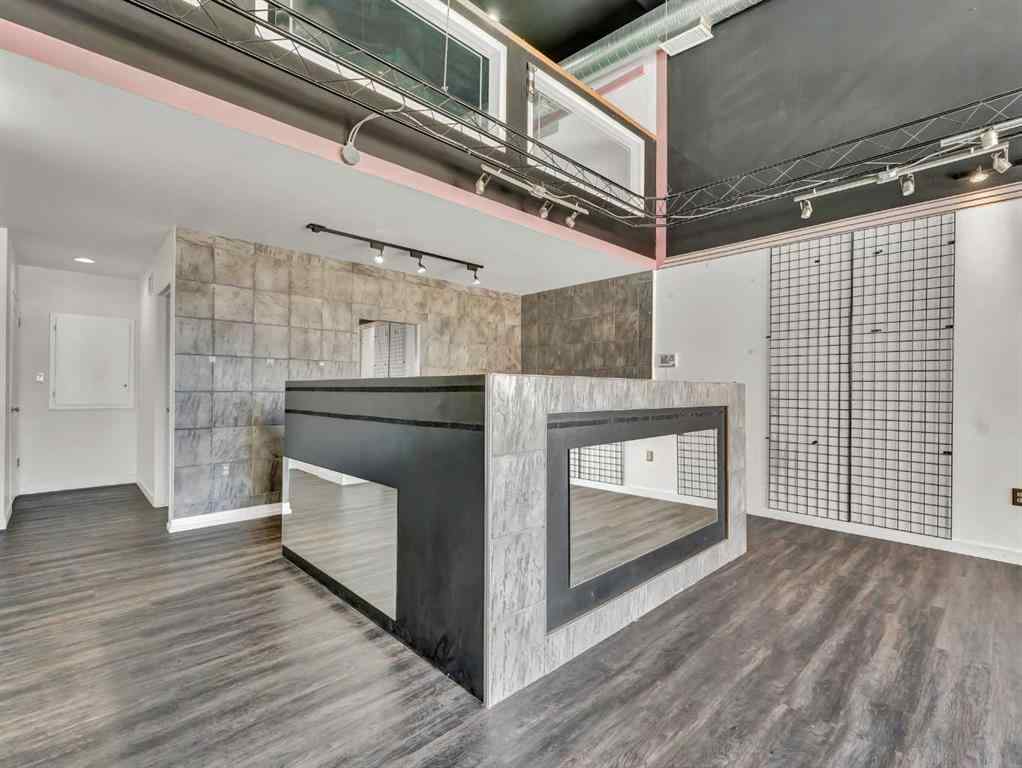 MLS® A2260076 - Unit #8 3295 Dunmore Road SE in Ross Glen Medicine Hat, Commercial