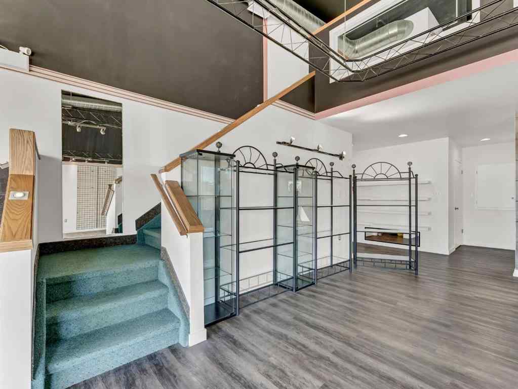 MLS® A2260076 - Unit #8 3295 Dunmore Road SE in Ross Glen Medicine Hat, Commercial