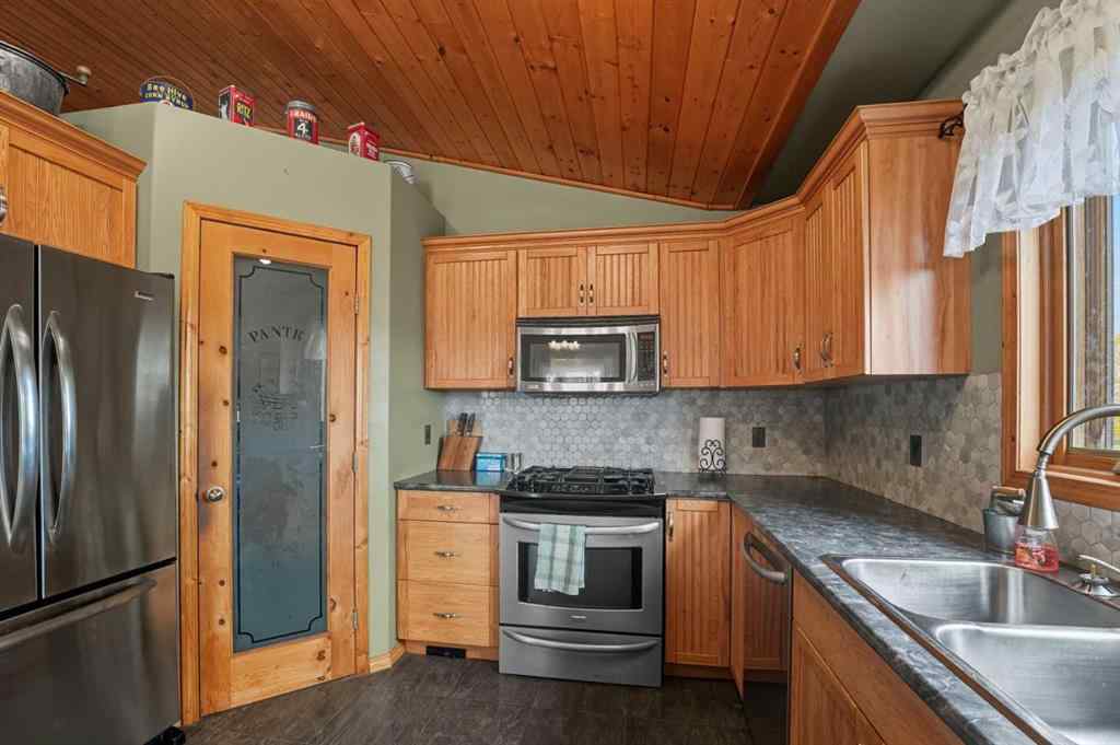 MLS® A2260079 - 374037 Range Road 6-0   in NONE Rural Clearwater County, Residential