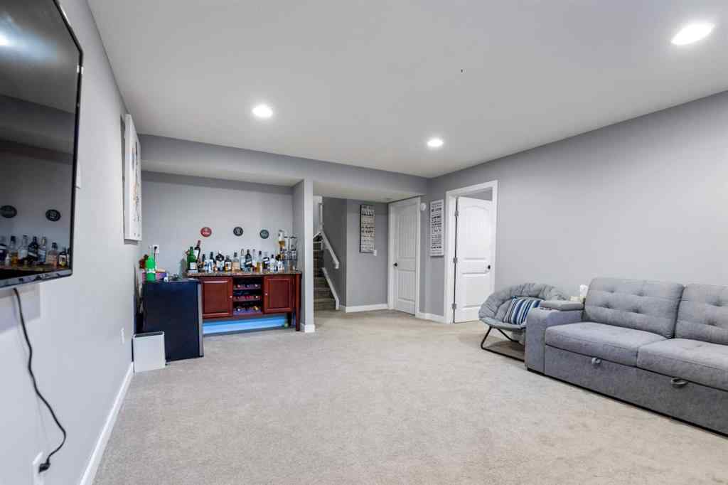 MLS® A2260090 - 182 Tuscany Ravine Road NW in Tuscany Calgary, Residential