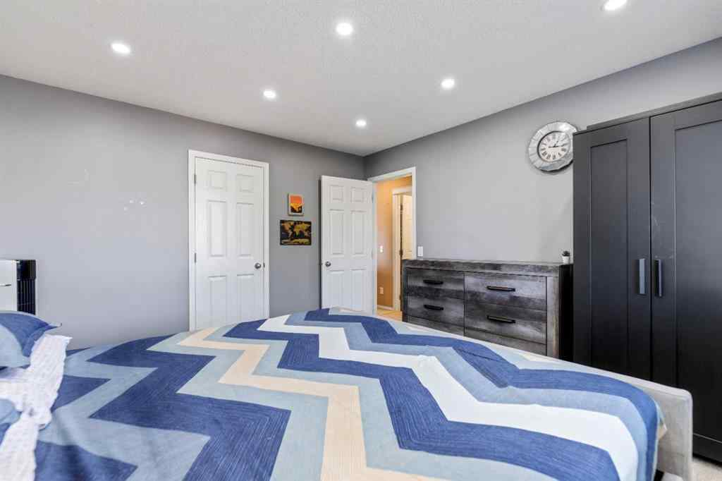 MLS® A2260090 - 182 Tuscany Ravine Road NW in Tuscany Calgary, Residential