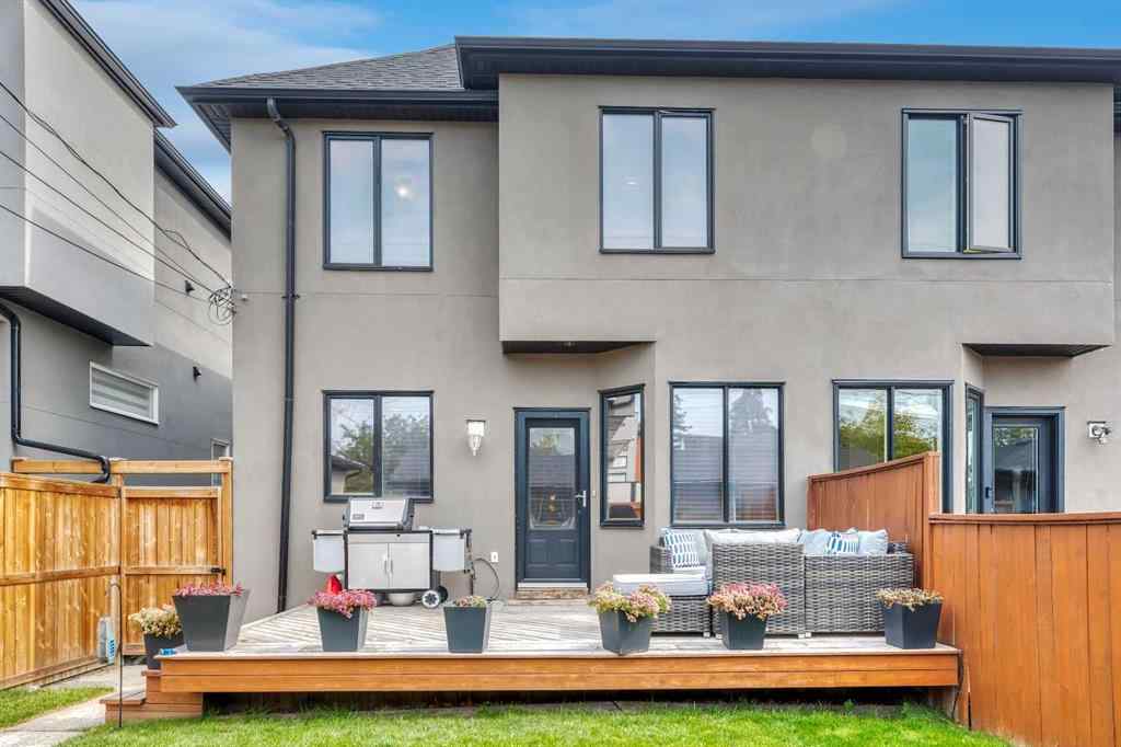 MLS® A2260092 - 2605 30 Street SW in Killarney/Glengarry Calgary, Residential