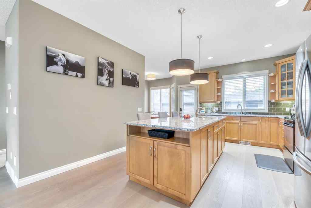 MLS® A2260092 - 2605 30 Street SW in Killarney/Glengarry Calgary, Residential