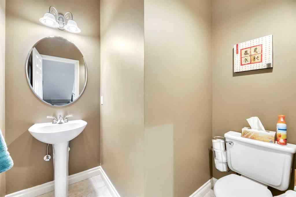 MLS® A2260092 - 2605 30 Street SW in Killarney/Glengarry Calgary, Residential