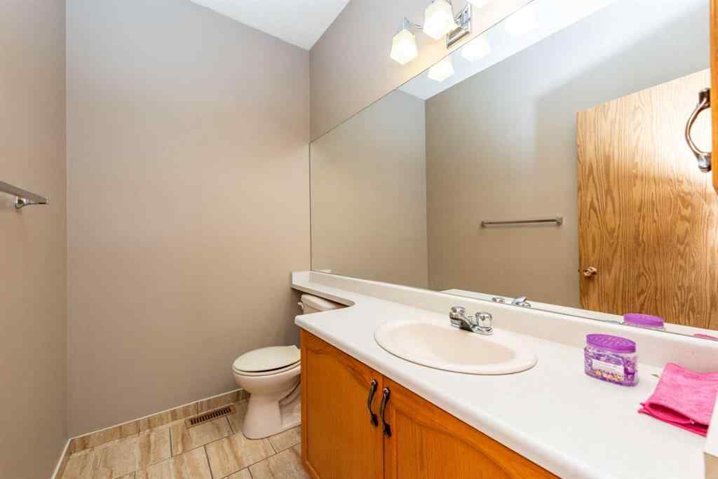 MLS® A2260094 - 14993 5 Street SW in Millrise Calgary, Residential