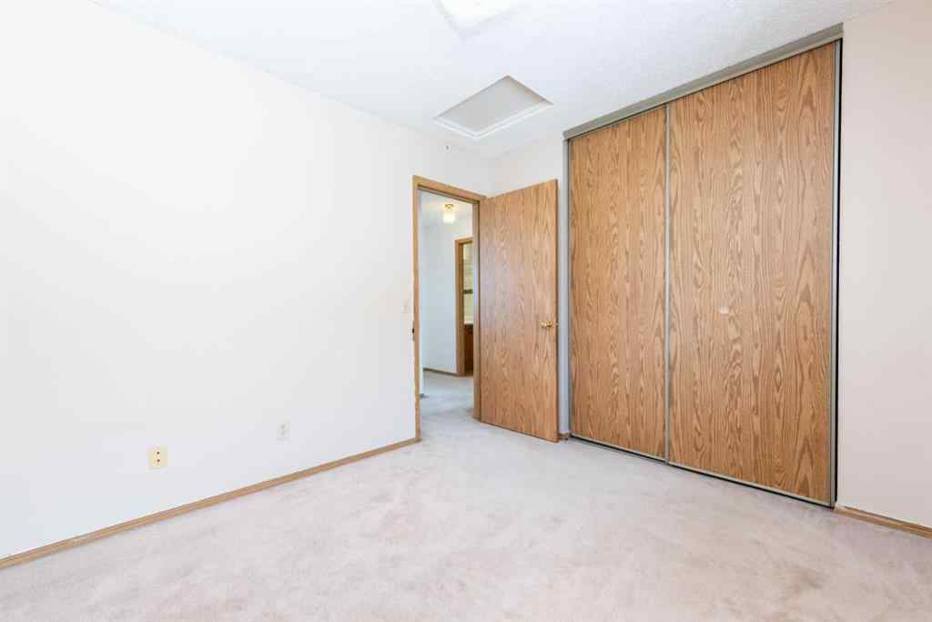 MLS® A2260094 - 14993 5 Street SW in Millrise Calgary, Residential