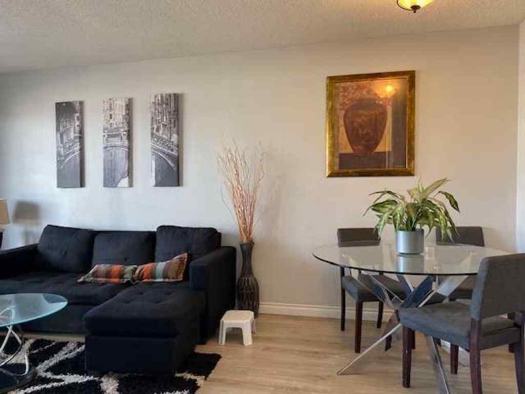 MLS® A2260097 - Unit #306 1320 12 Avenue SW in Beltline Calgary, Residential