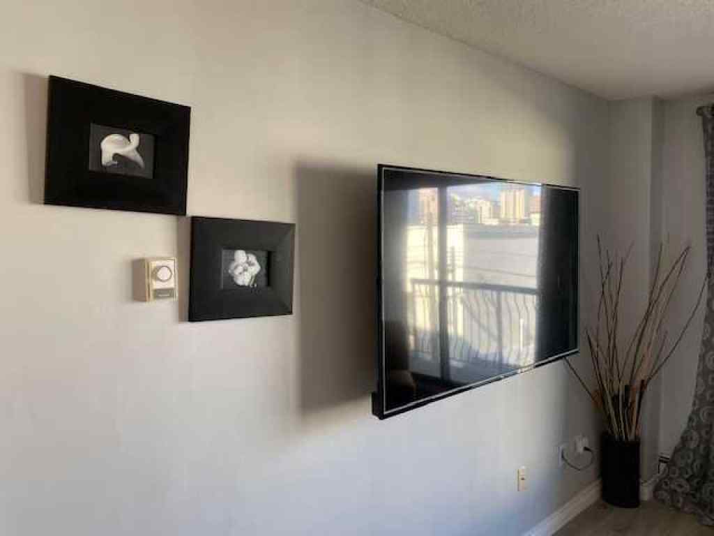 MLS® A2260097 - Unit #306 1320 12 Avenue SW in Beltline Calgary, Residential