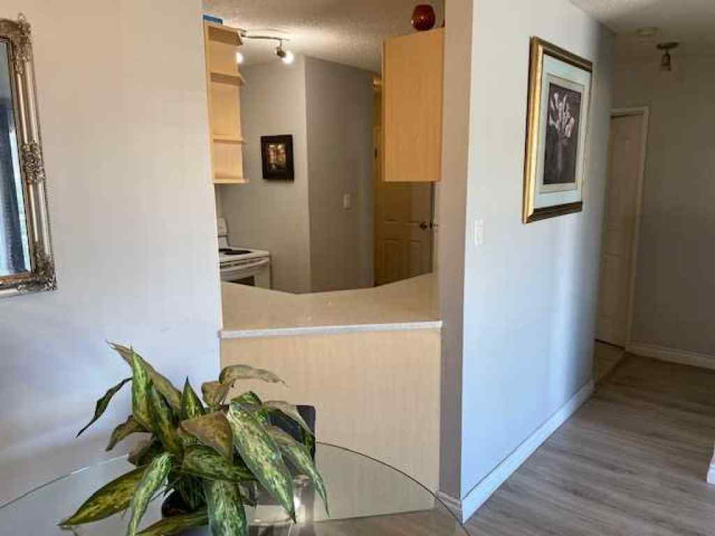MLS® A2260097 - Unit #306 1320 12 Avenue SW in Beltline Calgary, Residential