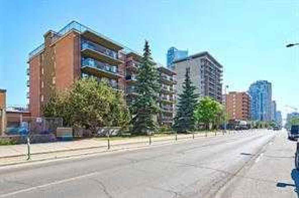MLS® A2260097 - Unit #306 1320 12 Avenue SW in Beltline Calgary, Residential