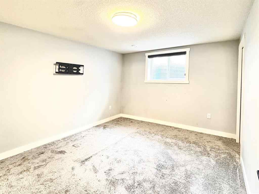 MLS® A2260098 - 10304 Elbow Drive SW in Southwood Calgary, Residential