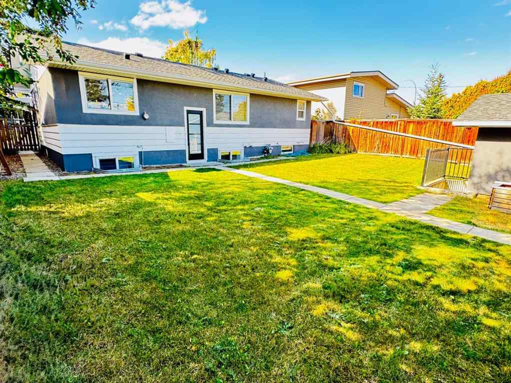 MLS® A2260098 - 10304 Elbow Drive SW in Southwood Calgary, Residential