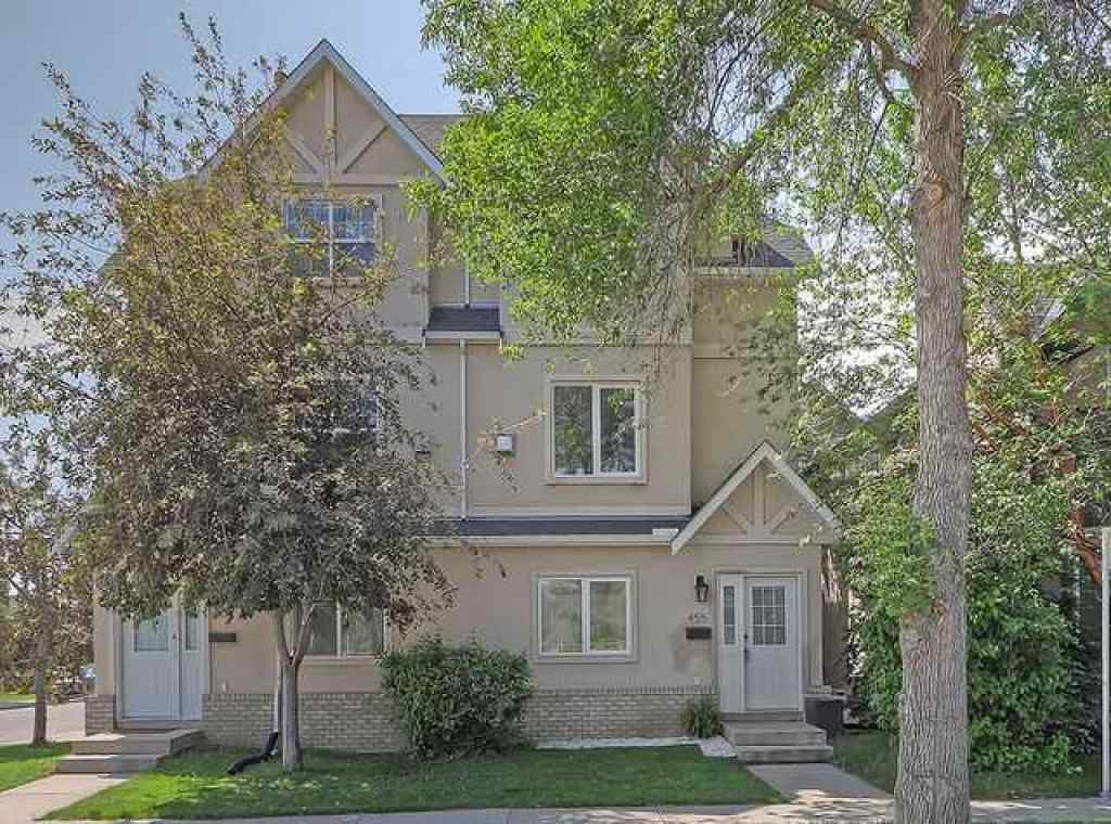 MLS® A2260108 - 455 20 Avenue NE in Winston Heights/Mountview Calgary, Residential