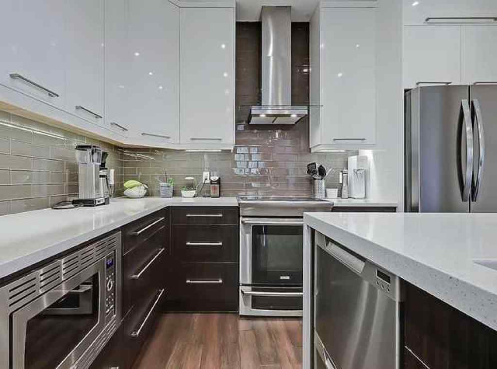 MLS® A2260108 - 455 20 Avenue NE in Winston Heights/Mountview Calgary, Residential