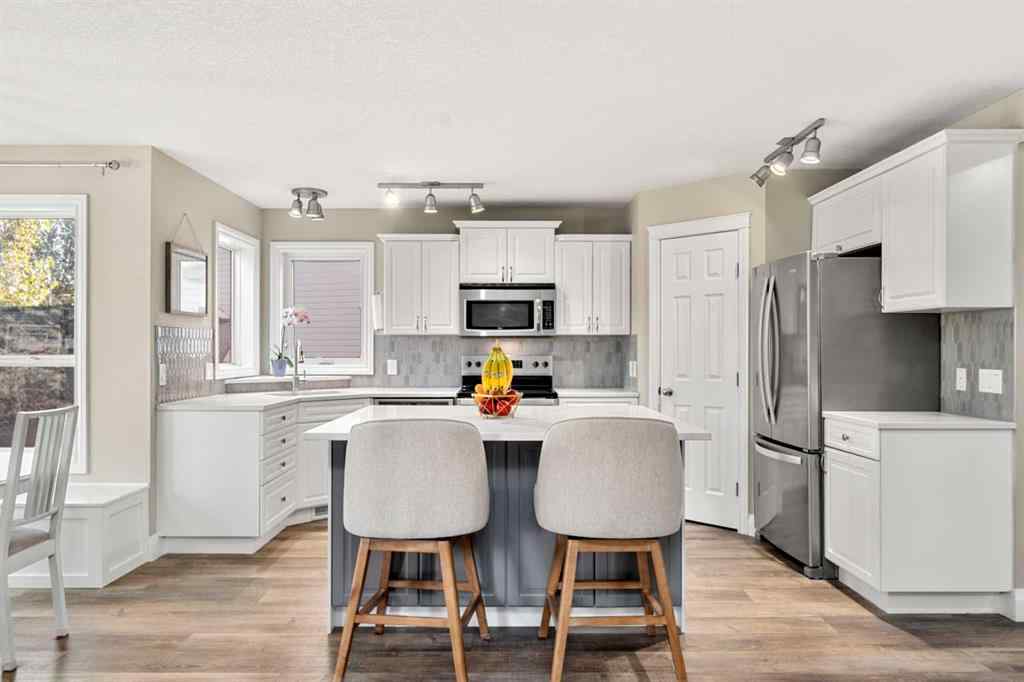 MLS® A2260111 - 131 Crystalridge Court  in Crystalridge Okotoks, Residential