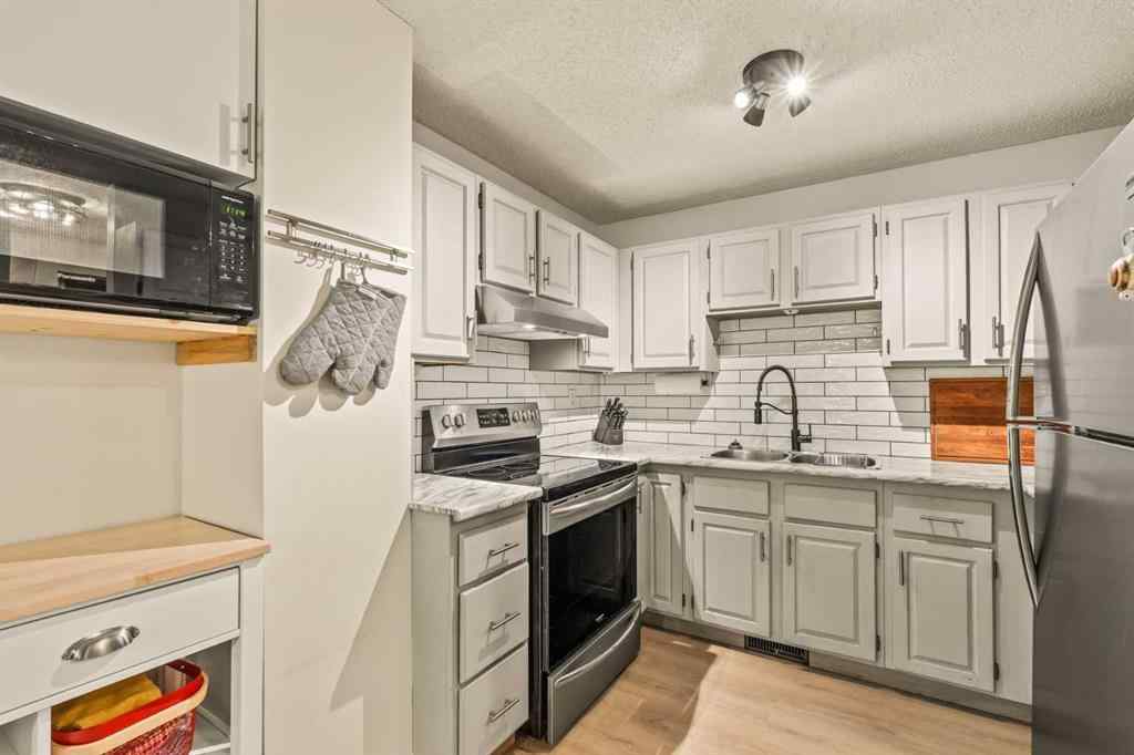 MLS® A2260122 - Unit #109 200 Three Sisters Drive  in Hospital Hill Canmore, Residential