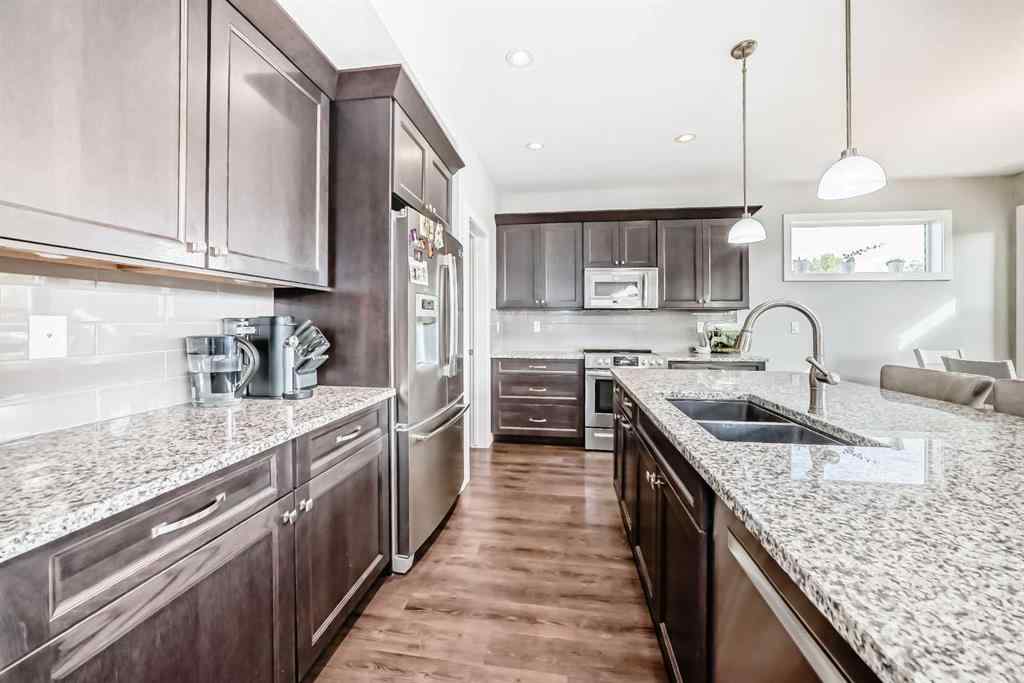 MLS® A2260132 - 4817 39 Street  in Riverside Ponoka, Residential