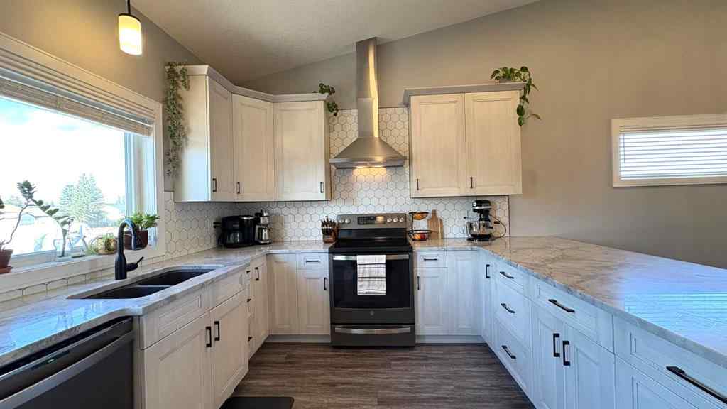 MLS® A2260133 - 538 24 Street  in NONE Wainwright, Residential