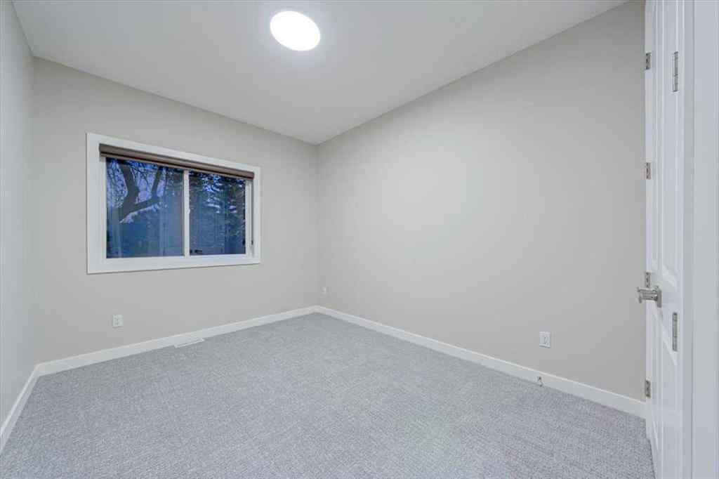 MLS® A2260135 - 462 23 Avenue NW in Mount Pleasant Calgary, Residential