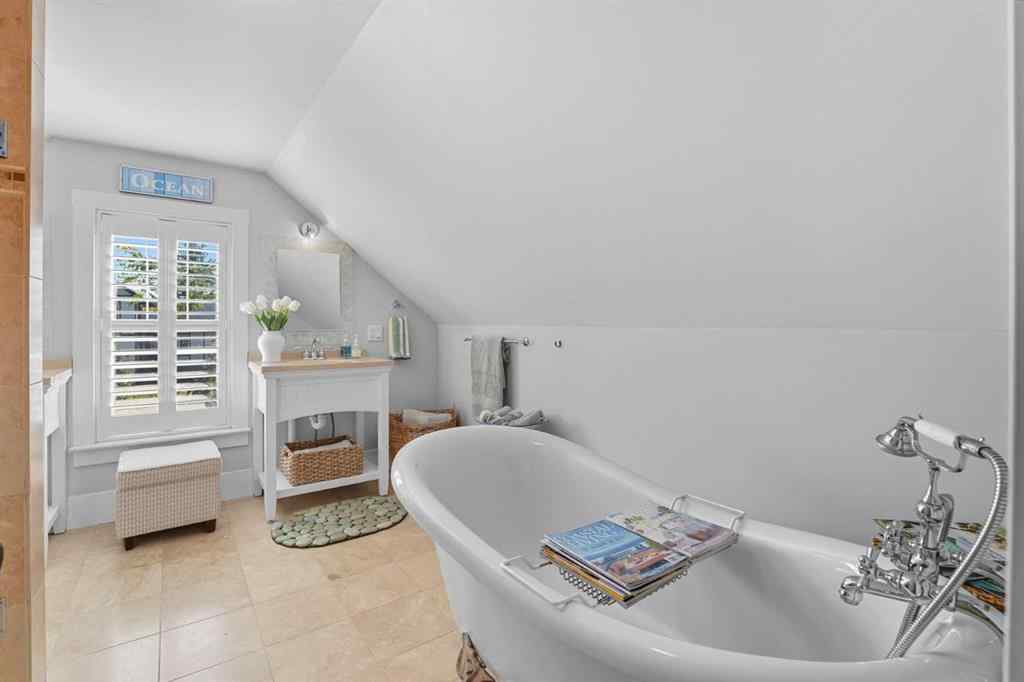 MLS® A2260138 - 602 Macleod Trail SW in NONE High River, Residential