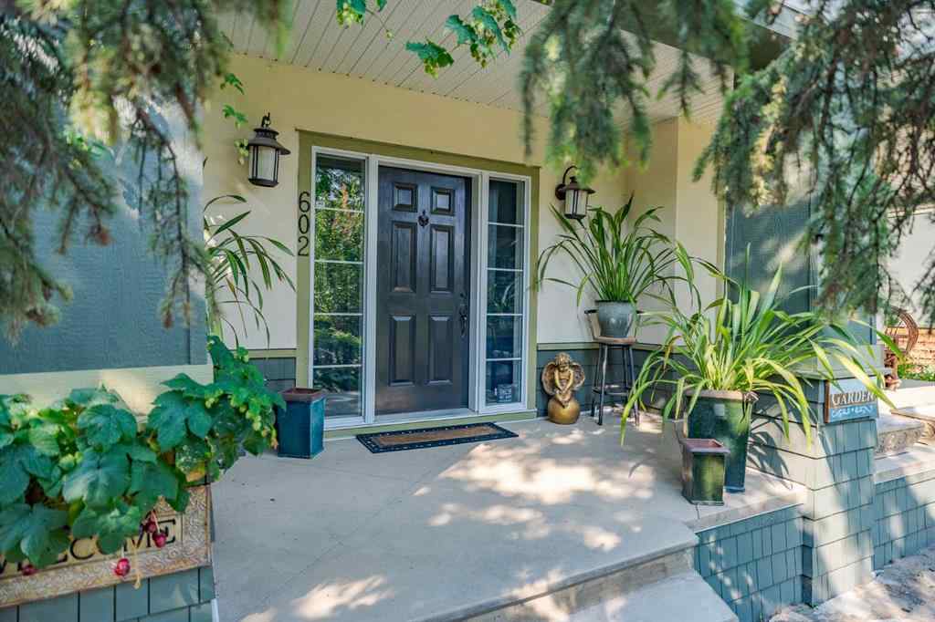 MLS® A2260138 - 602 Macleod Trail SW in NONE High River, Residential