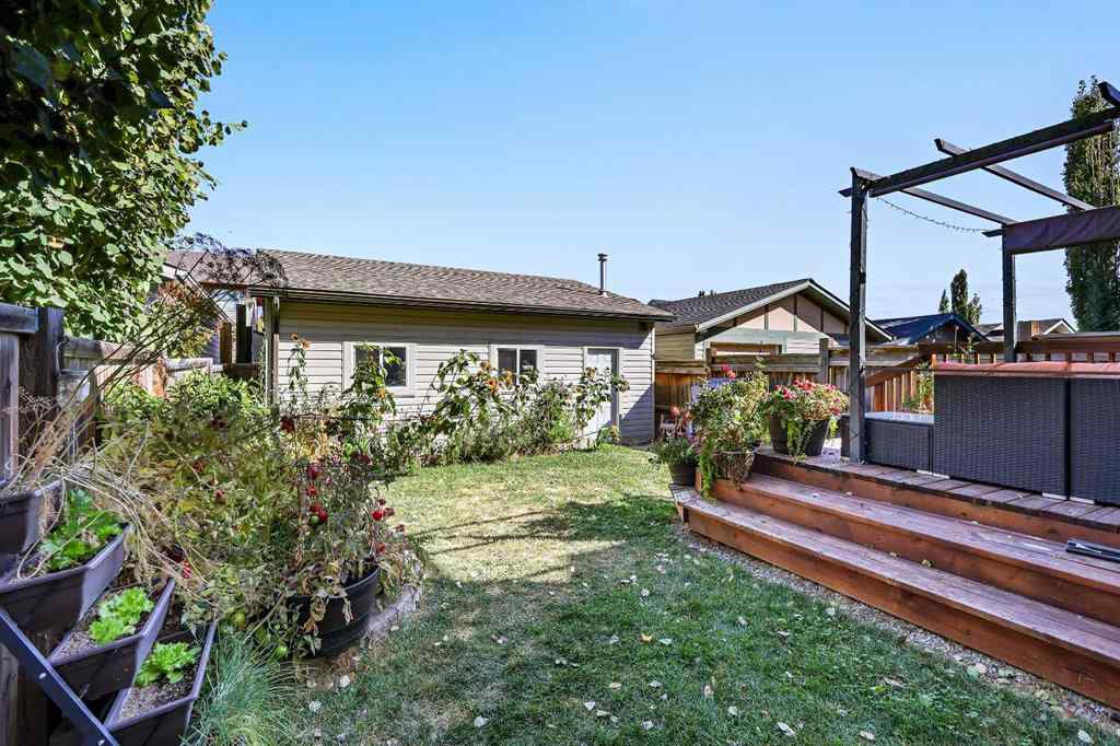 MLS® A2260141 - 180 Copperfield Rise SE in Copperfield Calgary, Residential