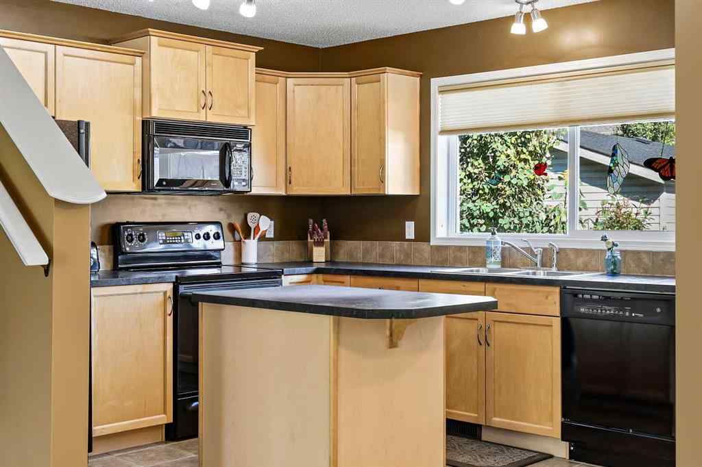 MLS® A2260141 - 180 Copperfield Rise SE in Copperfield Calgary, Residential